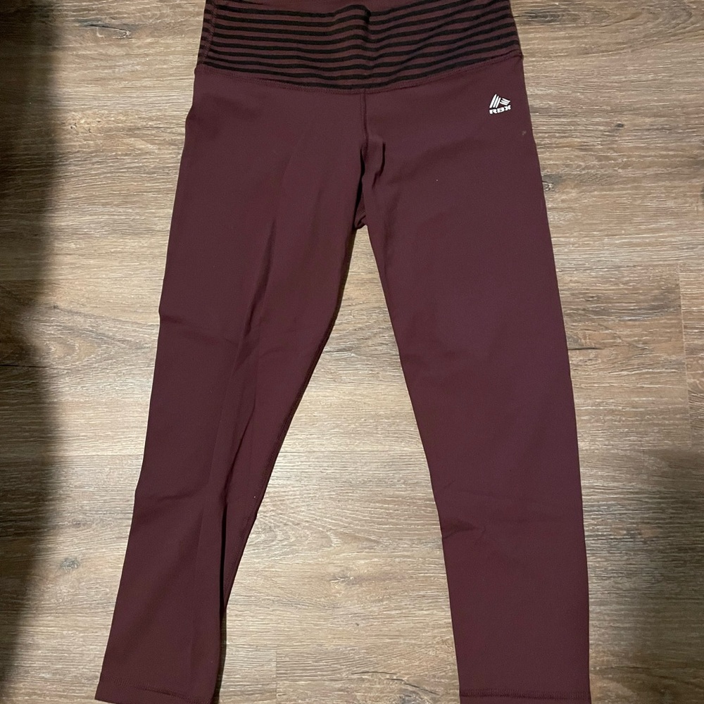 RBX Cropped Leggings in Maroon
